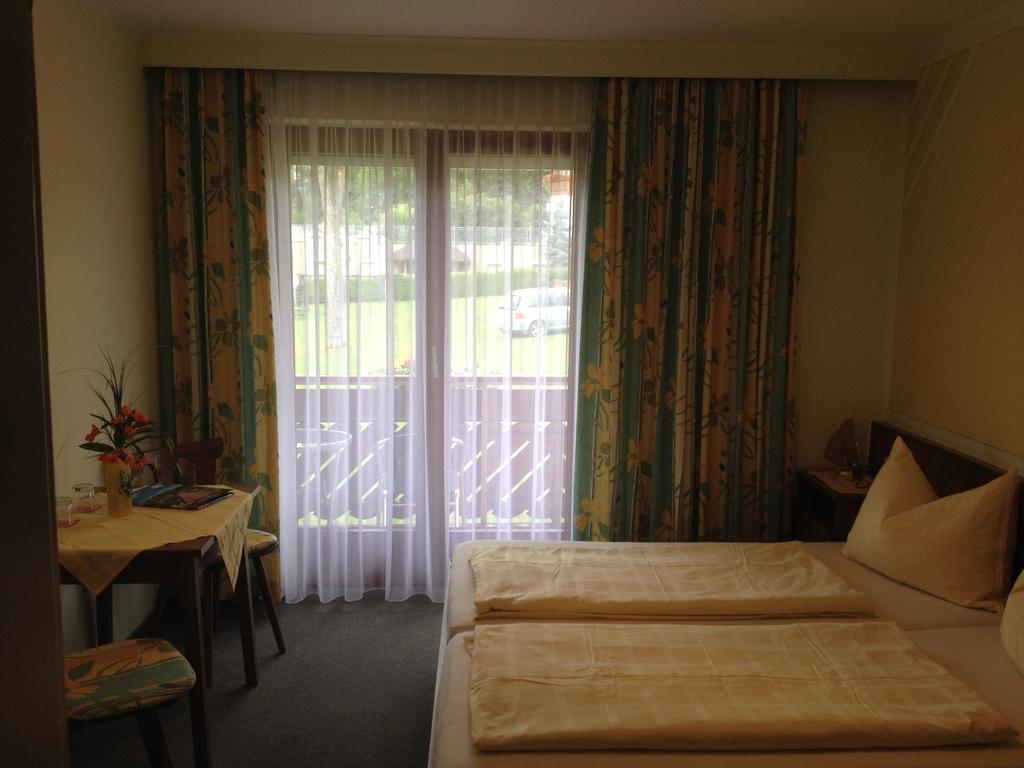 Pension Seerose Drobollach am Faakersee Room photo